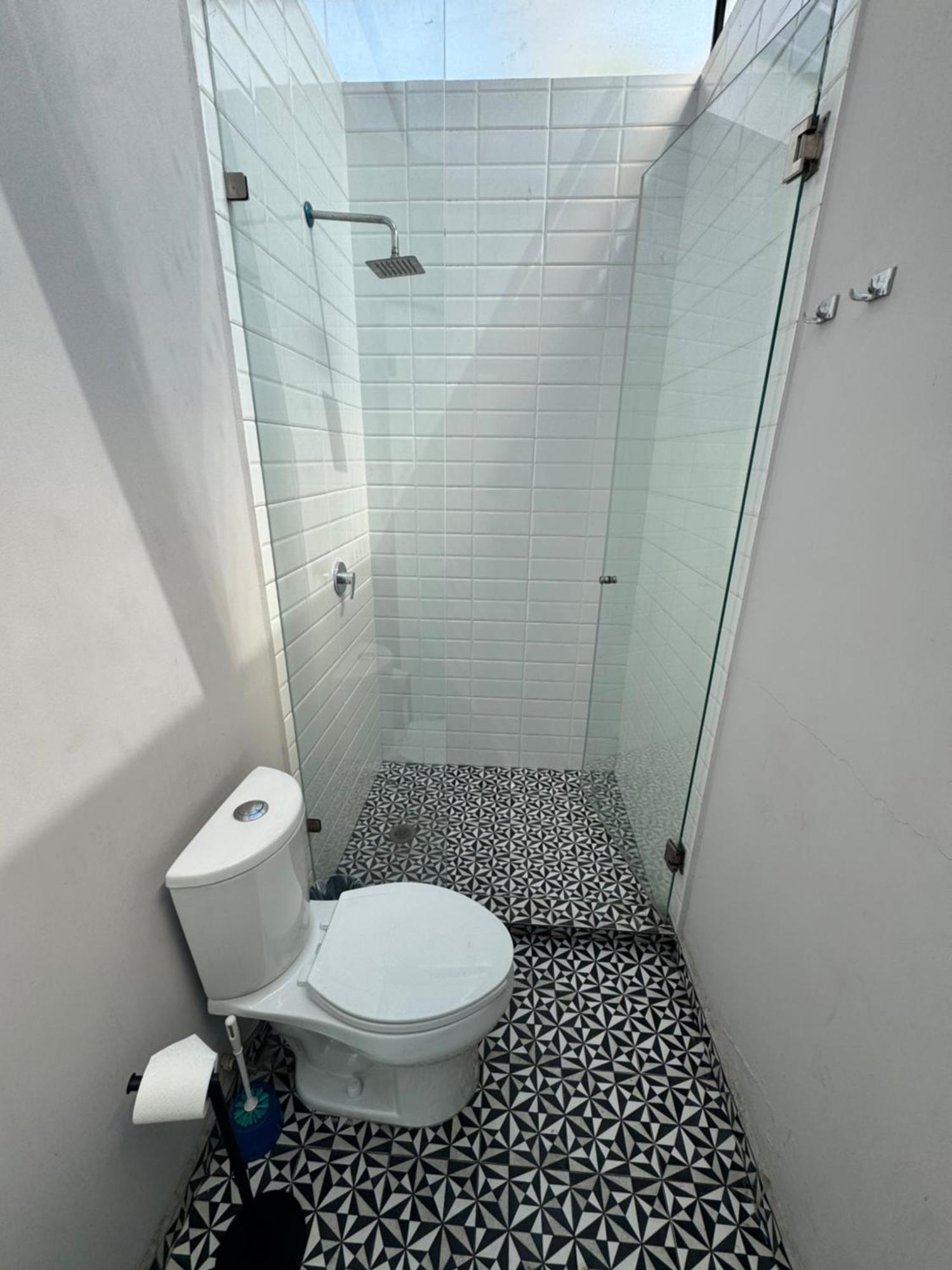 Calzolli Penthouse Casa De Huespedes Y Coliving Quarto em Acomodações Particulares *